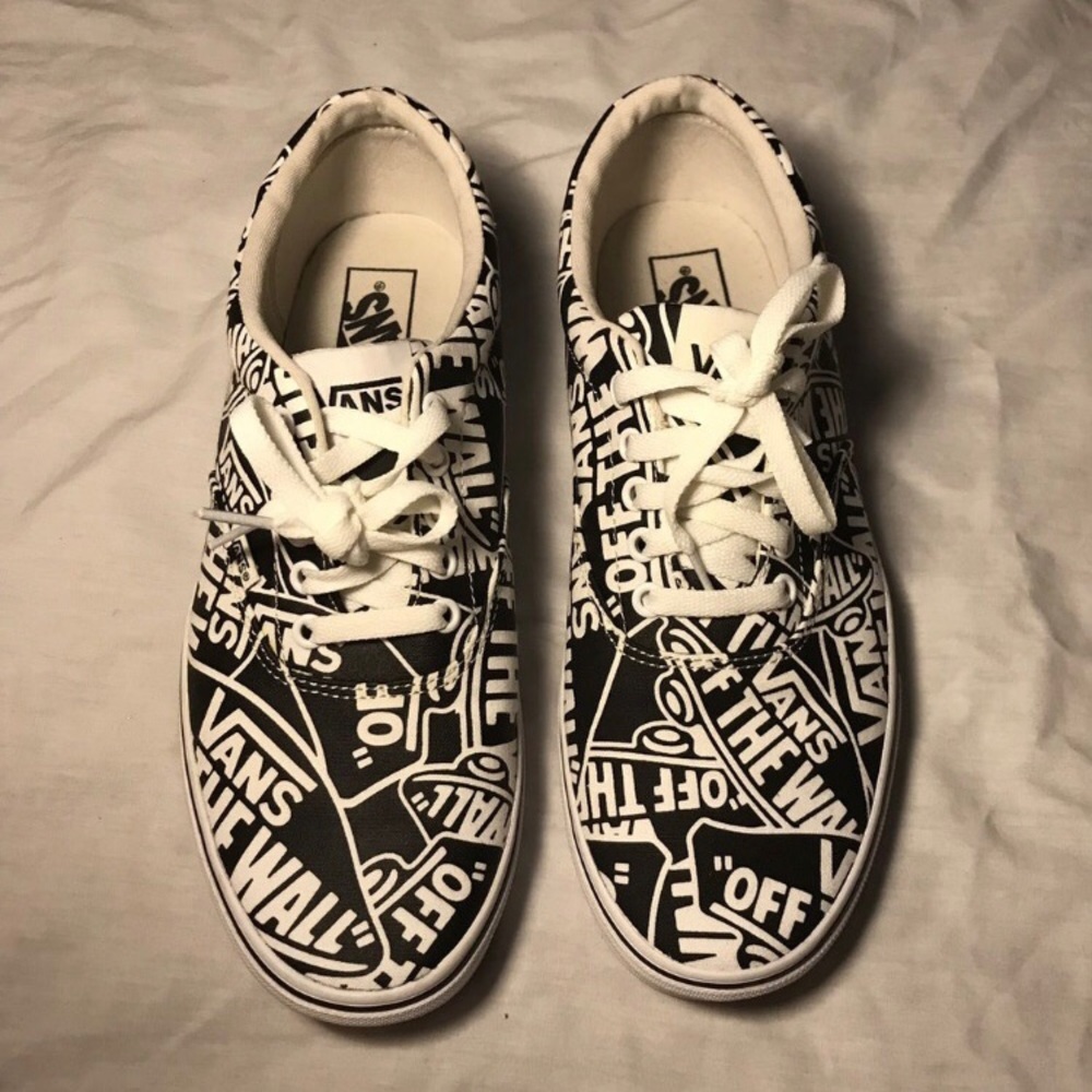 Brand New White/Black Off the Wall Size 9.5 Vans